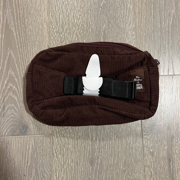Tim Hortons x Justin Bieber "Tim Biebs" corduroy fanny pack - Picture 2 of 2